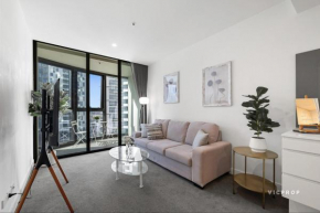 Superb City View 2B1B Next to Crown